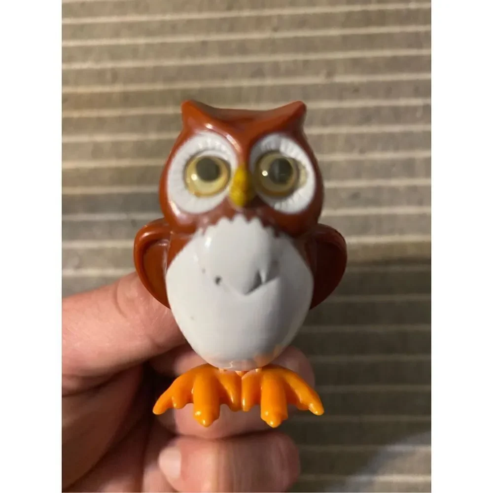 Vintage 1977 Tomy pocket pets wind up owl